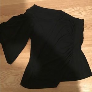 black one shoulder shirt